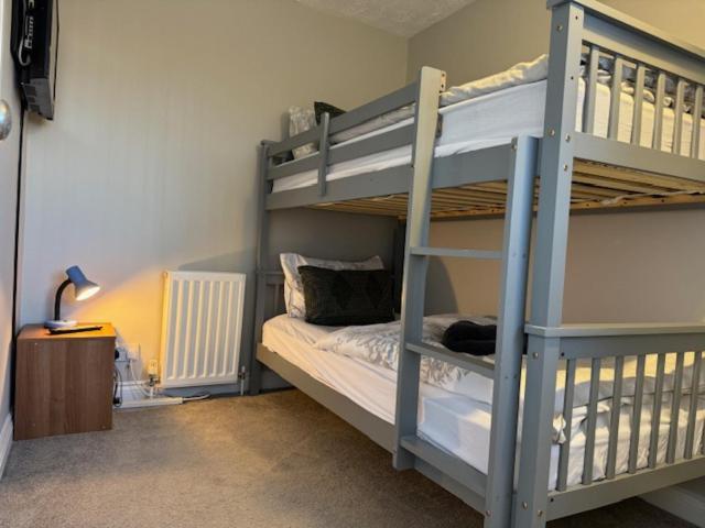 Netflix Home Jacuzzi Gym Fast Wifi Ps5 Free Parking 2 Spaces Hereford Eksteriør billede