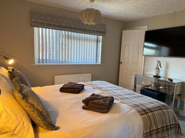 Netflix Home Jacuzzi Gym Fast Wifi Ps5 Free Parking 2 Spaces Hereford Eksteriør billede