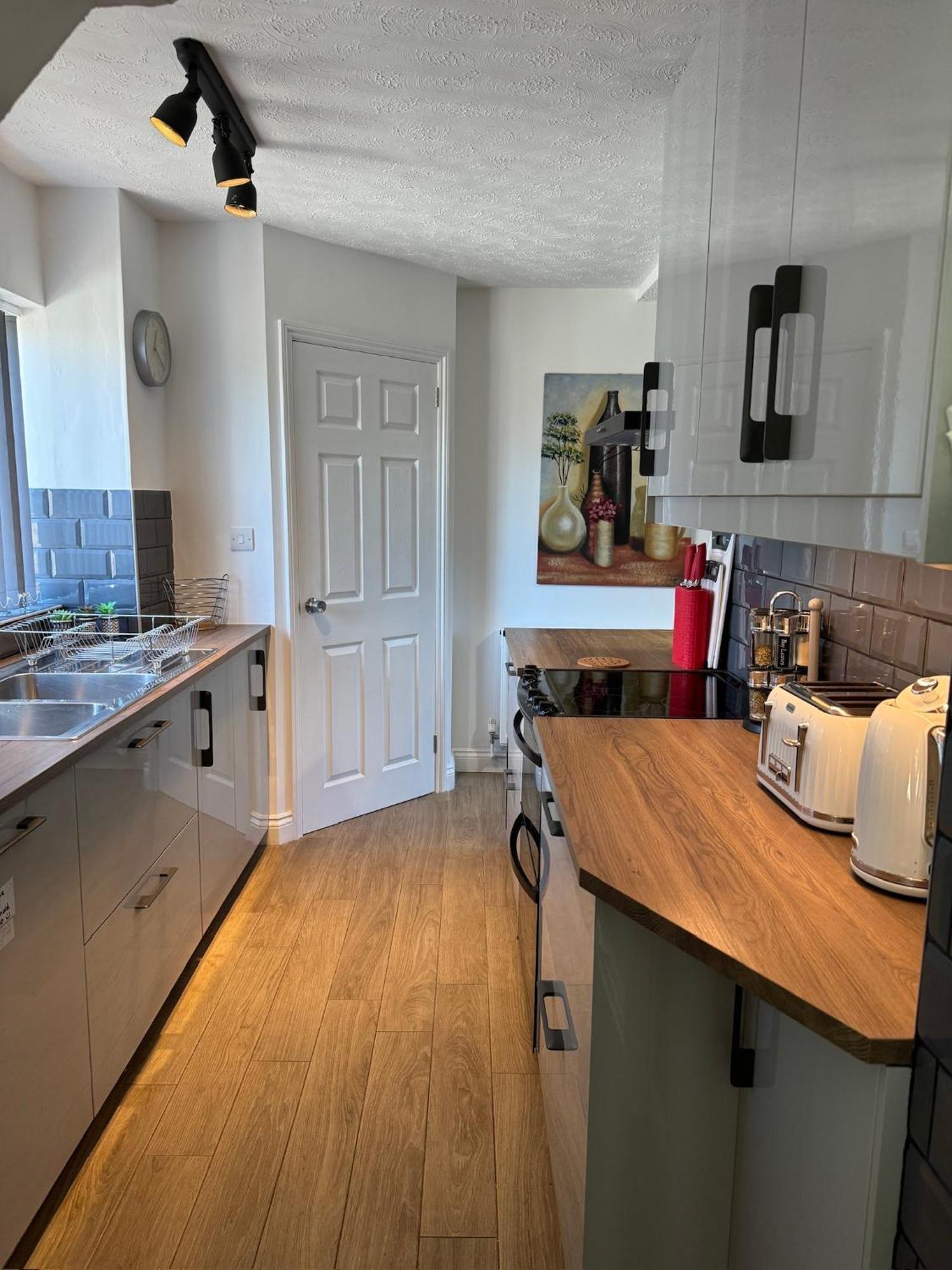 Netflix Home Jacuzzi Gym Fast Wifi Ps5 Free Parking 2 Spaces Hereford Eksteriør billede